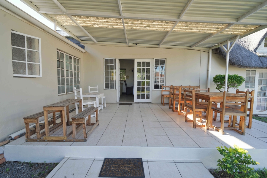 5 Bedroom Property for Sale in Vincent Eastern Cape